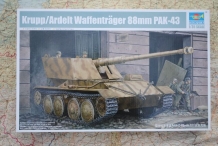 images/productimages/small/Krupp Ardelt Waffentrager 88mm Trumpeter 01587 1;35 voor.jpg